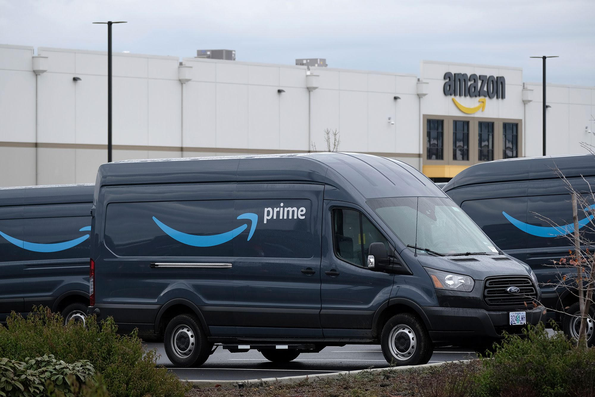 AMAZON ACCOUNTS HACKED??! HERE'S WHAT YOU NEED TO KNOW!