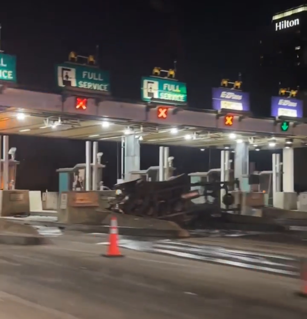 FIERY CRASH KILLS UNION COUNTY MAN ON NJ TURNPIKE IN BERGEN COUNTY