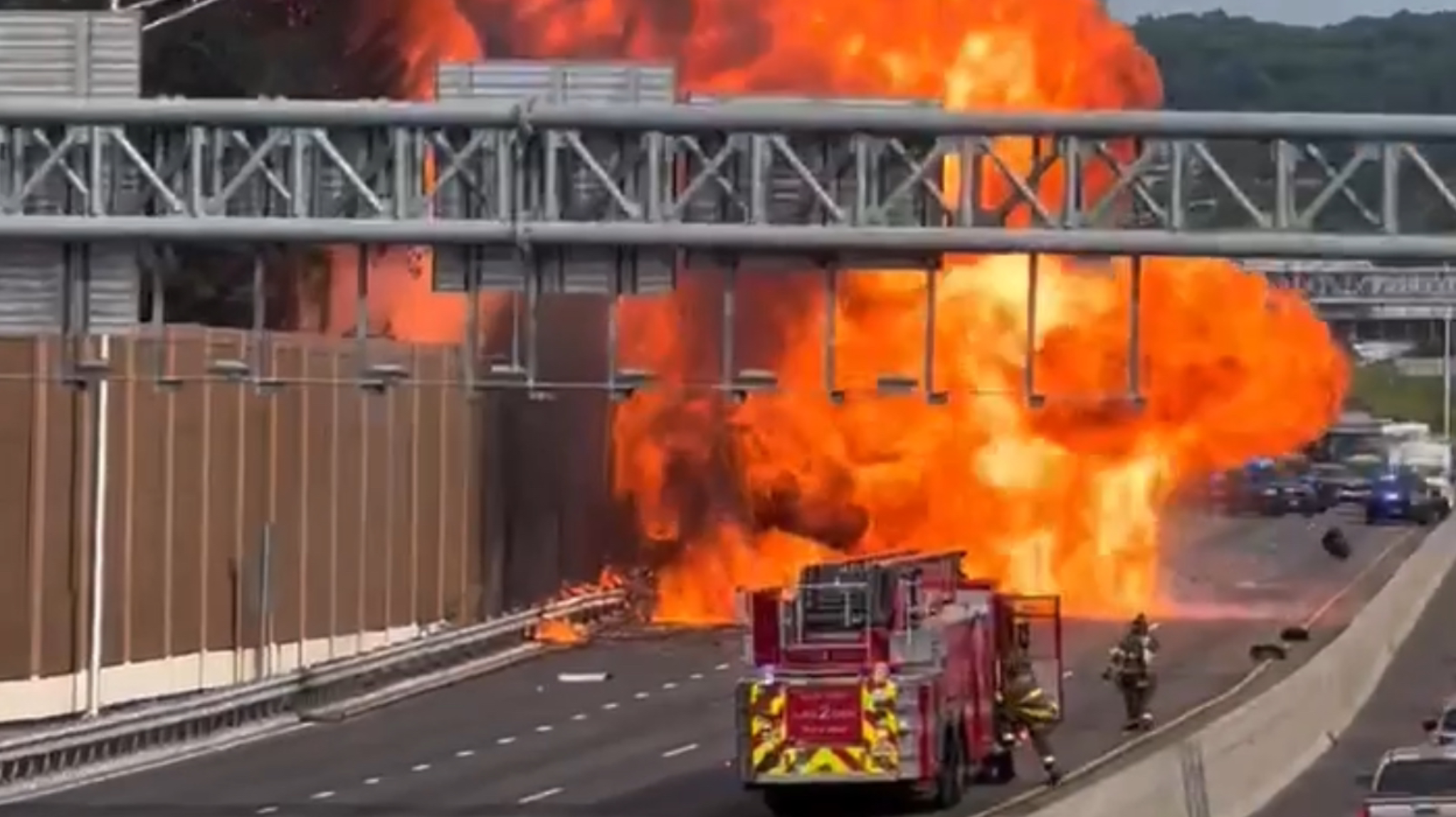 LINDEN MAN KILLED IN TRUCK CRASH THAT CAUSED EXPLOSION ON ROUTE 3 IN CLIFTON