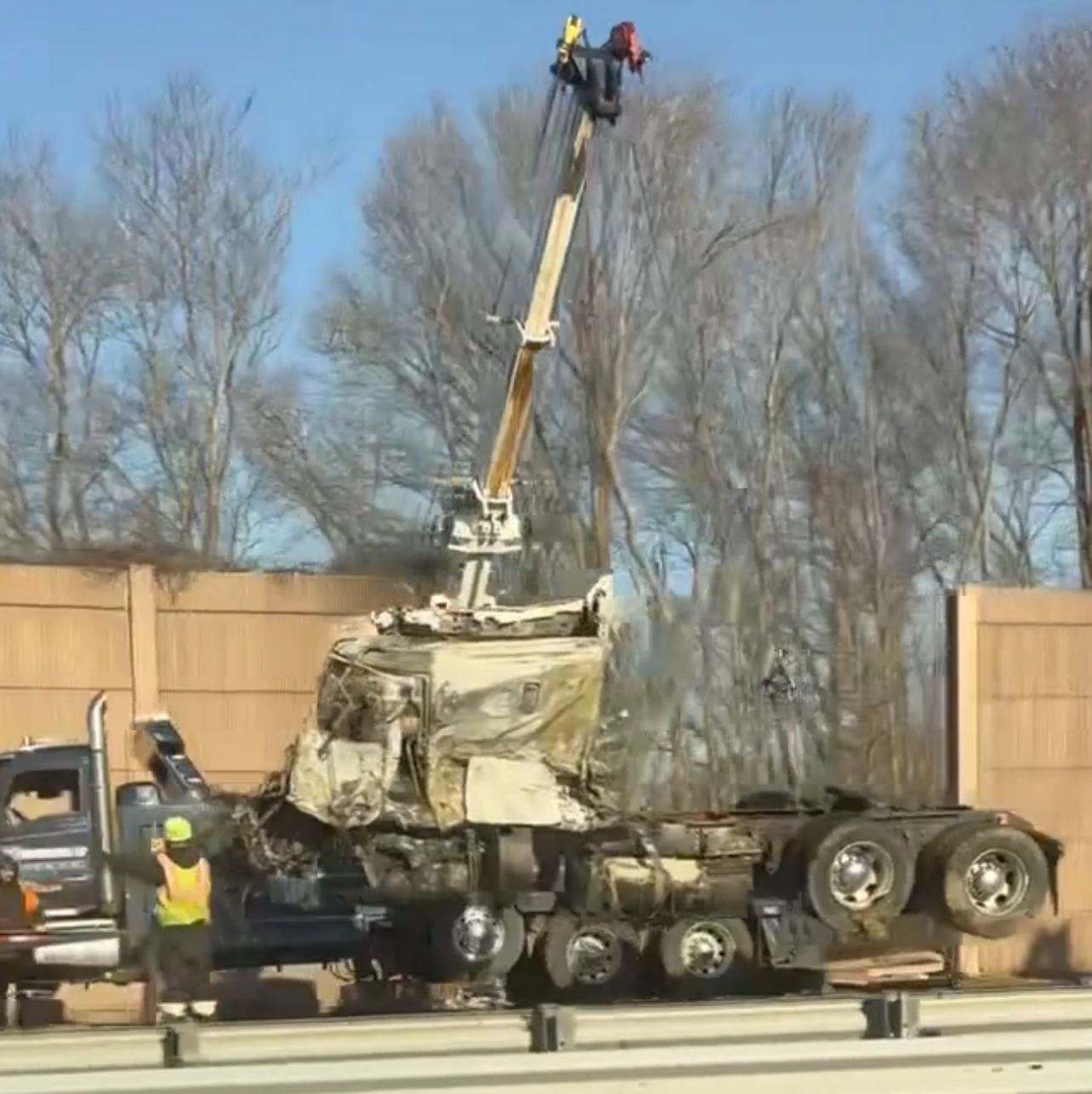 DEADLY EARLY MORNING TRUCK COLLISION ON NEW JERSEY HIGHWAY