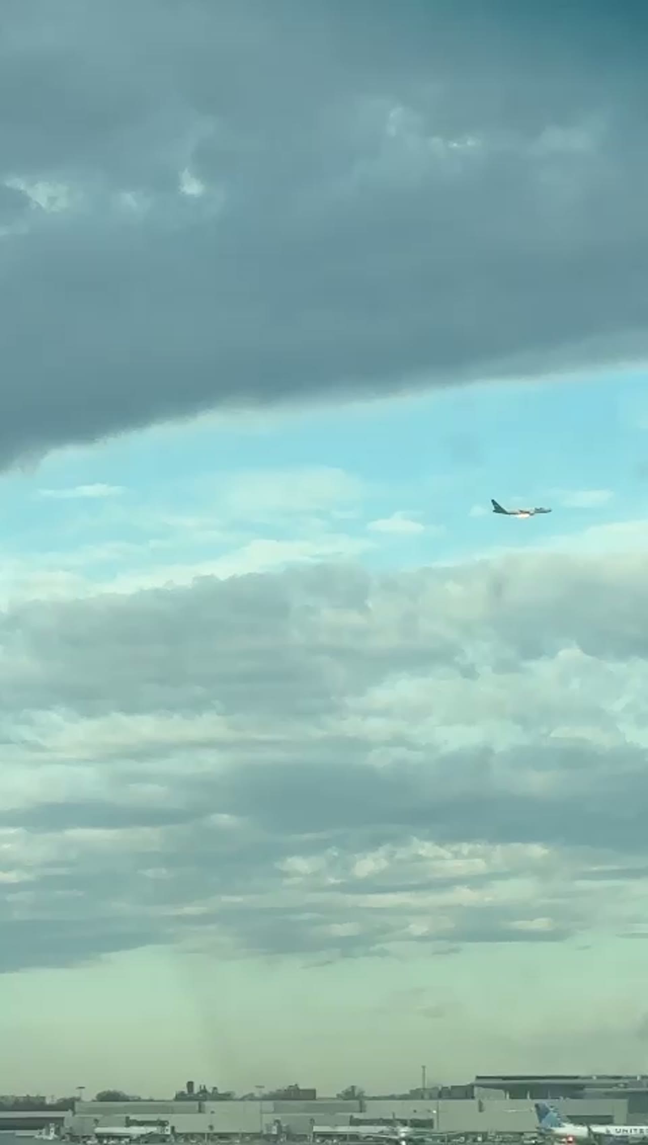 Fedex Plane on Fire 